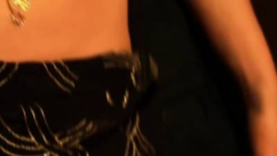 Teasing Dance From Indian MILF - drtvid.com - India