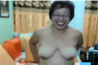 Filipina Asian Mature Madura Oma with Glasses - drtvid.com