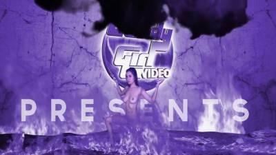 Kobe Lee Experiences A Clit Stimulating Orgasm While Standing - hotmovs.com