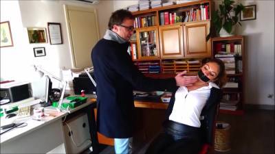 Alba underdog strikes - txxx.com