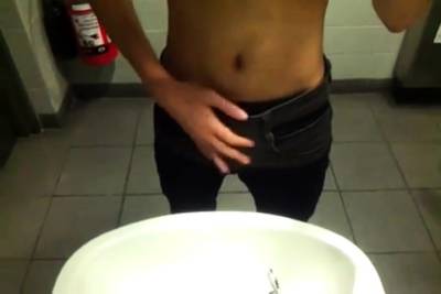 jerking in the sink - drtvid.com