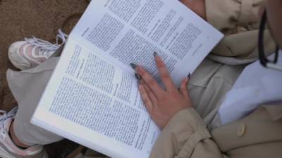 Love followed pickup artist to spite fiance and was bonked - hotmovs.com