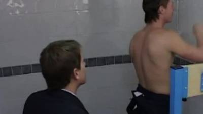 Unsaddled twunk drlling amateurs tight ass - drtvid.com