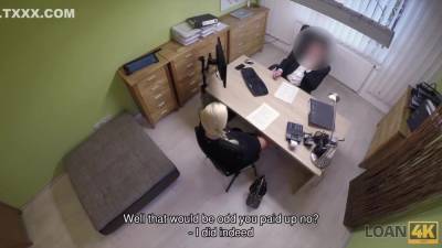 Adorable Miss Has Spontaneous Sex For Cash With Loan Manager - hotmovs.com - Czech Republic