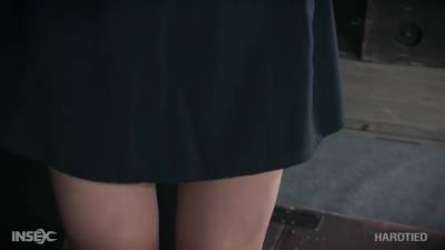 Kinky Mature Brunette Finds Pleasure Ib Hardtied - upornia.com