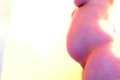 best pregnant ever showering - drtvid.com