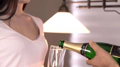 OLD4K. Cutie and her old BF spend vacation by having sex - drtvid.com