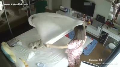 Hackers use the camera to remote monitoring of a lover's home *** - hclips.com