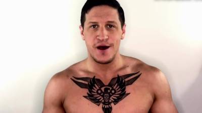 Dick blowing stud breeded in locker room duo - drtvid.com