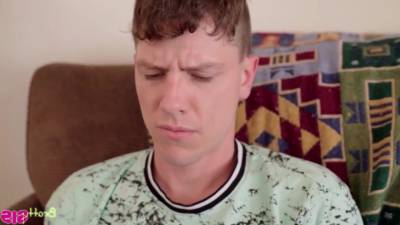 Teen Gets Her Way - upornia.com