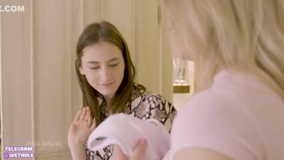 Deepika Kata - upornia.com