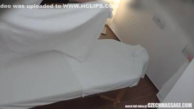 Body Massage Leads To Strong Female Orgasm - hclips.com