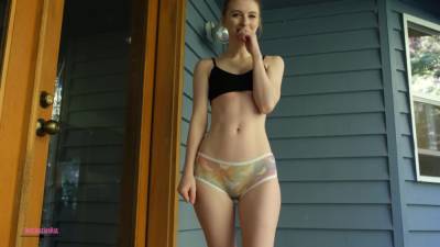 Outdoor Panty Try On - hclips.com
