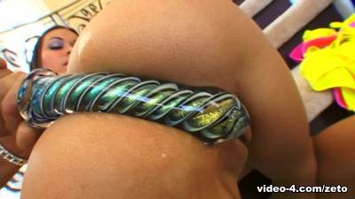 Crissy Moon Poles Her Own Ass And Leaks Creampie Cum - hotmovs.com