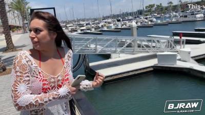 Tori Avano Gives A Mouth Massage - hotmovs.com