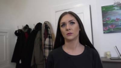 Perverser Vermieter Erzieht Lullu Gun Zur Devoten Fickstute Um - hotmovs.com