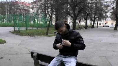 Handjob in the bath 2 - Ronnie - drtvid.com