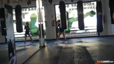 Female Boxer Likes Hard Fuck Love Making - hotmovs.com