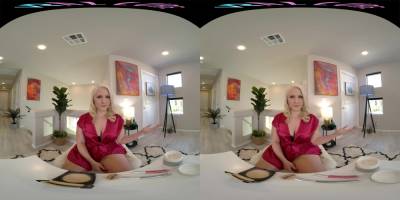 VRALLURE Lisey's Alt-Lifestyle - txxx.com