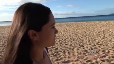 Zoe Bloom Gets Fucked On The Beach - hclips.com