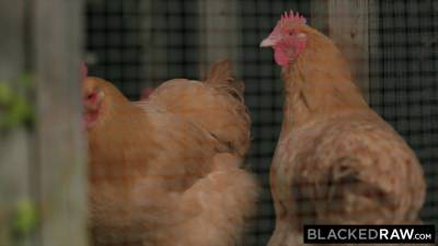 BLACKEDRAW Sexy Serena loves a good time & huge BBC - txxx.com