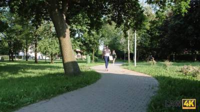 Chubby Girl Tries Making It With Security Officer For - upornia.com