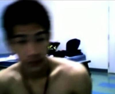 Cute Thai guy jerk and cum - drtvid.com - Thailand