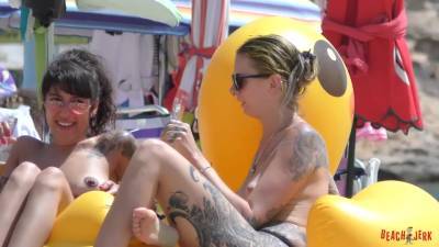 Two on a duck - BeachJerk - hclips.com