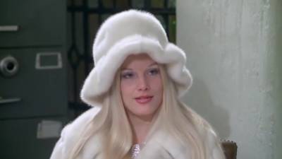 Mushroom Queen Of Andromeda X (1947) - upornia.com