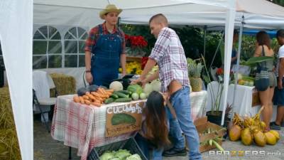 Eva Lovia - Eva Lovia - The Farmer’s Wife - upornia.com