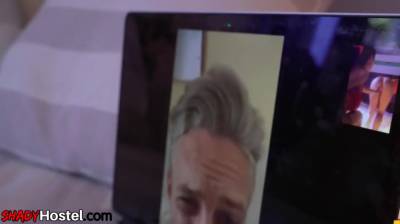 Hostel girlfriend seducing babe for ffm - hotmovs.com