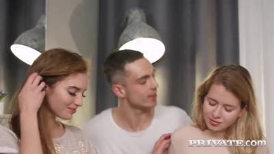 Perverted Teens Heart-stopping Threesome Xxx Clip - upornia.com