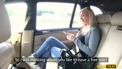 Big Tits and Great Curvy Body - veryfreeporn.com