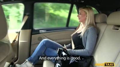 Big Tits and Great Curvy Body - veryfreeporn.com