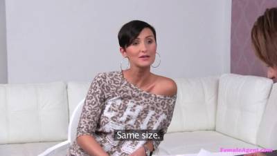 Short-Hared Beauty Gets A Mouthfull of Agent's Pussy - porntry.com