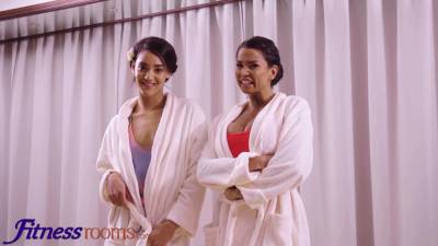 Chloe Lamour - Chloe - Fitness apartments poolside 3 way with italian young capri imonde and massive tits stunner Chloe Lamour - sexu.com - Italy