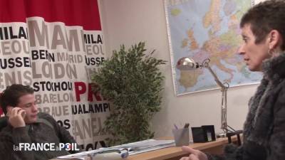 Hot Cougar Seduces Cocky Dude - hclips.com