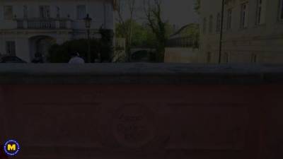 Suzie Delivers So Fucking Pleasure To Skinny Stranger - hotmovs.com