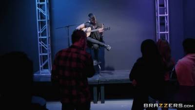 Madison Ivy - Xander Corvus - Xander's World Tour - Ep.1 - xxxfiles.com - Germany