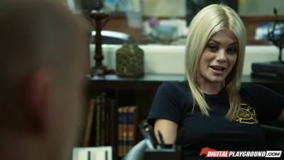 Riley Steele - Bridgette B - Body Heat - Scene 3 - porntry.com