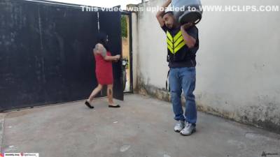 Pediu Gas De Cozinha E Deu Pro Entregador - hclips.com