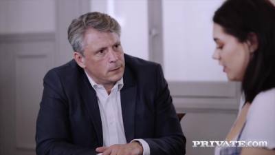 College Girl Seduces The Teacher With Effie Diaz - upornia.com