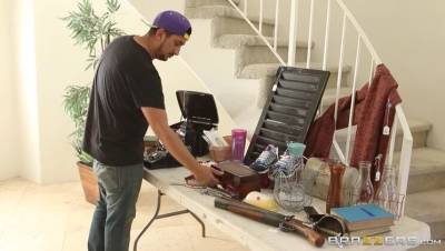 Ava Dalush - Chad White - I Sure Hopes It Fits - porntry.com