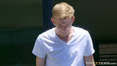 Monique Alexander - Danny D - Pornstar In The Pool - veryfreeporn.com