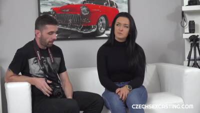 Exquisite Brunette Darling Shagged - hotmovs.com - Czech Republic