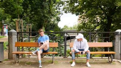 If you were taking a stroll through the city and you saw - drtvid.com