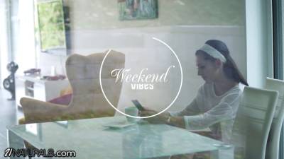 21naturals i got weekend vibes in my cunny - sexu.com