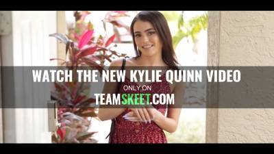 Insane stepbrother slides his enormous pecker inbetween seLena Loves buns - sexu.com