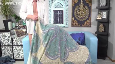 Keira Flow - E122 Czech - upornia.com - Czech Republic