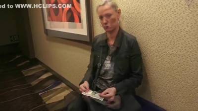 Tina - Der Ein Dollar Fick In Lasvegas With Dirty Tina - hclips.com